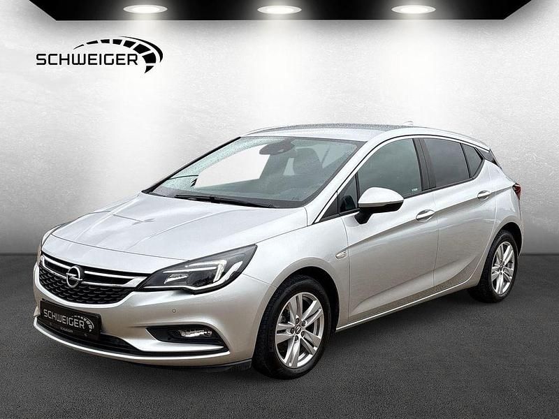 Silber Gebraucht 2018 Opel Astra Edition Limousine | 11.900 € (Guter Preis) - Bild 1/4