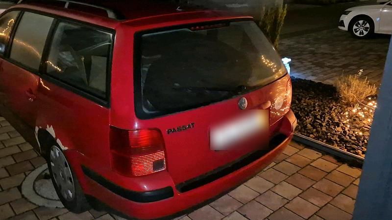 Second-hand VW Passat 101 CP (74 kW) 1998 Roșu Break