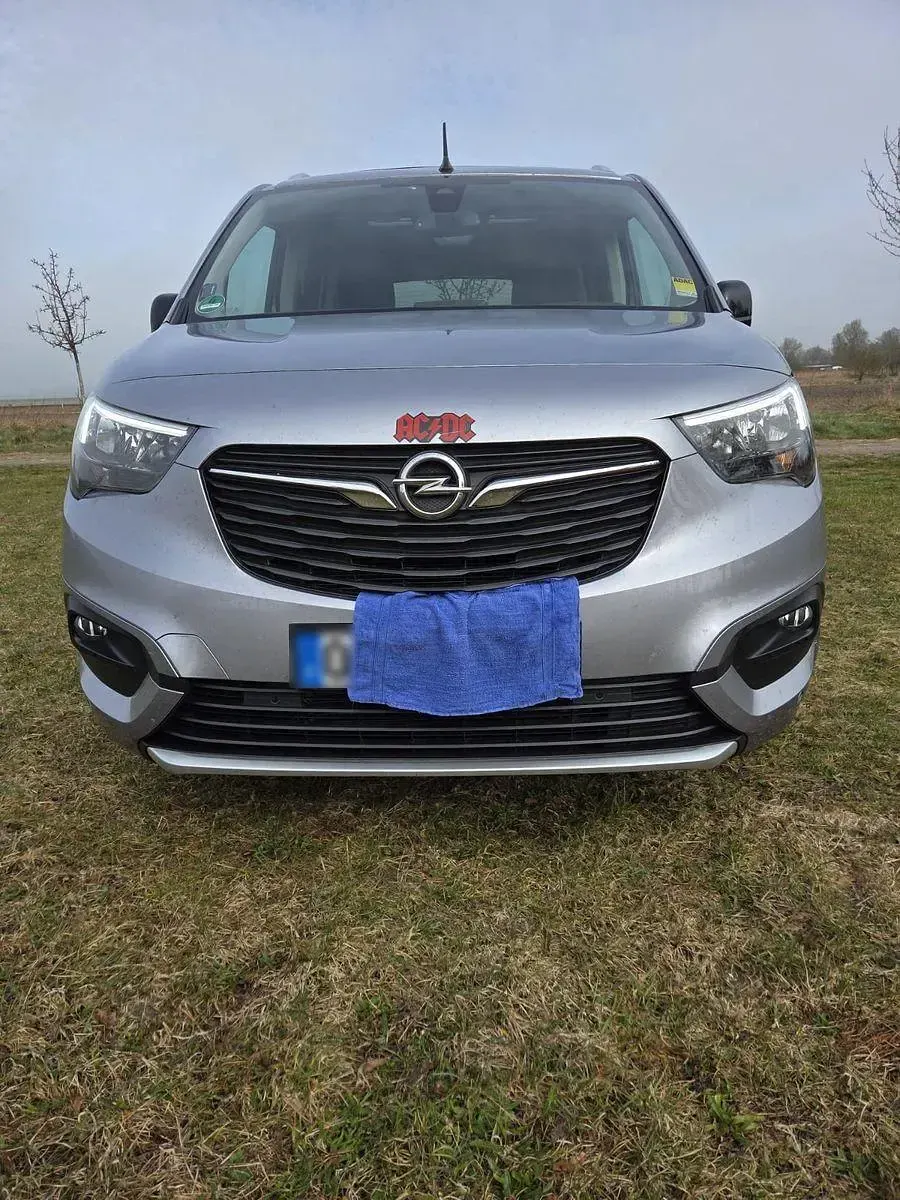 Gebraucht Opel Combo-e Life Ultimate 56 kW (77 PS) 2022 Silber Van / Kleinbus