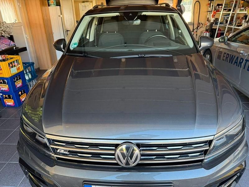 Gebraucht VW Tiguan 239 PS (175 kW) 2019 Grau SUV