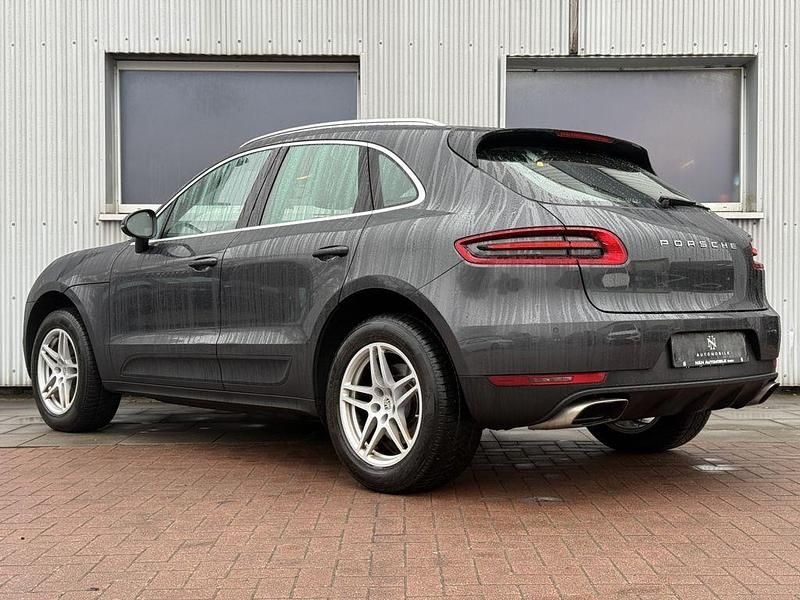 Gebraucht Porsche Macan 252 PS (185 kW) 2017 Grau SUV