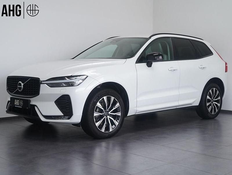 Weiß Gebraucht 2023 Volvo XC60 Plus SUV | 39.950 € (Guter Preis) - Bild 1/4
