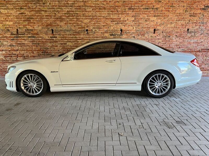 Weiß Gebraucht 2007 Mercedes CL63 AMG AMG Coupé | 29.800 € (Superpreis) - Bild 1/4