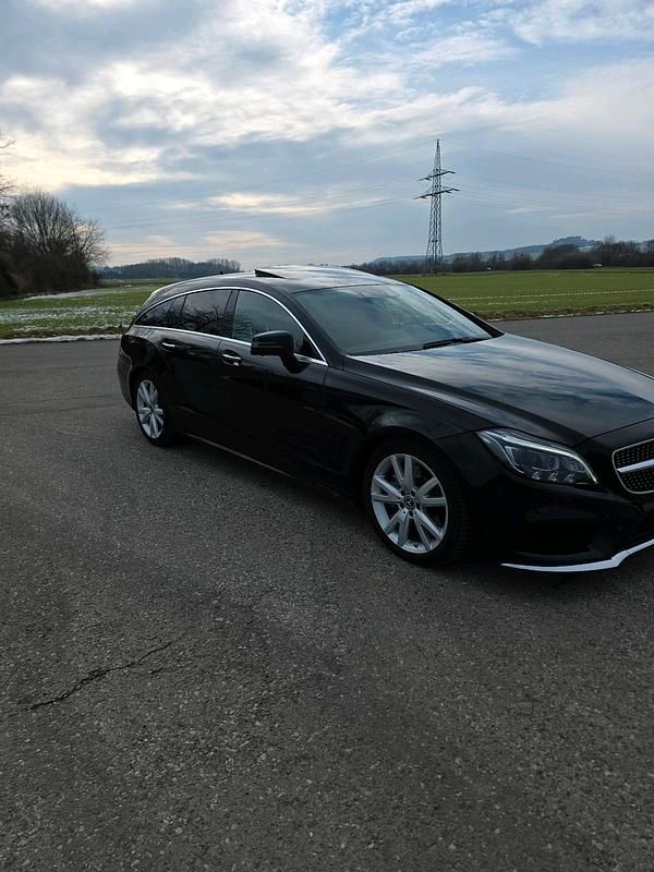 Gebraucht Mercedes CLS350 258 PS (189 kW) 2018 Schwarz Kombi