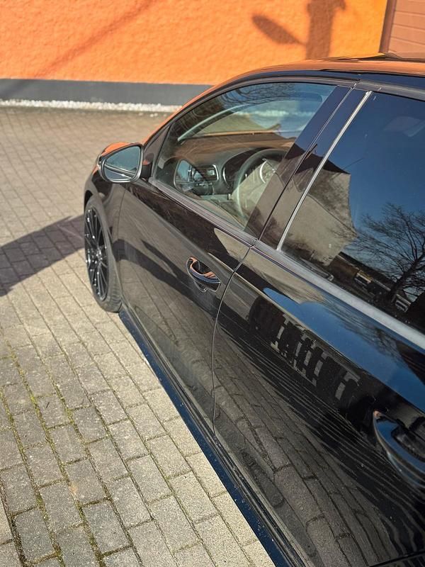 Gebraucht VW Golf VI 80 PS (58 kW) 2009 Schwarz Kleinwagen