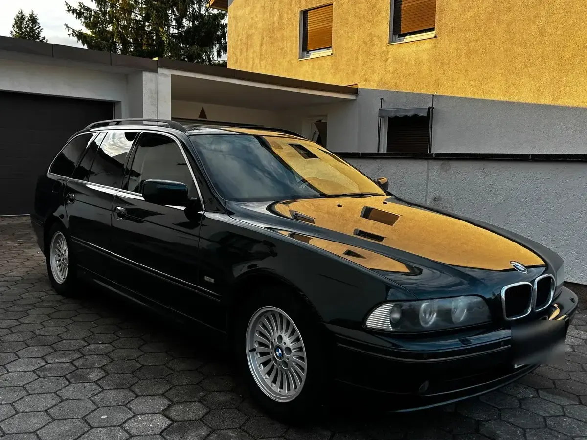 Gebraucht BMW 530 Luxury Line 193 PS (141 kW) 2002 Grün Kombi