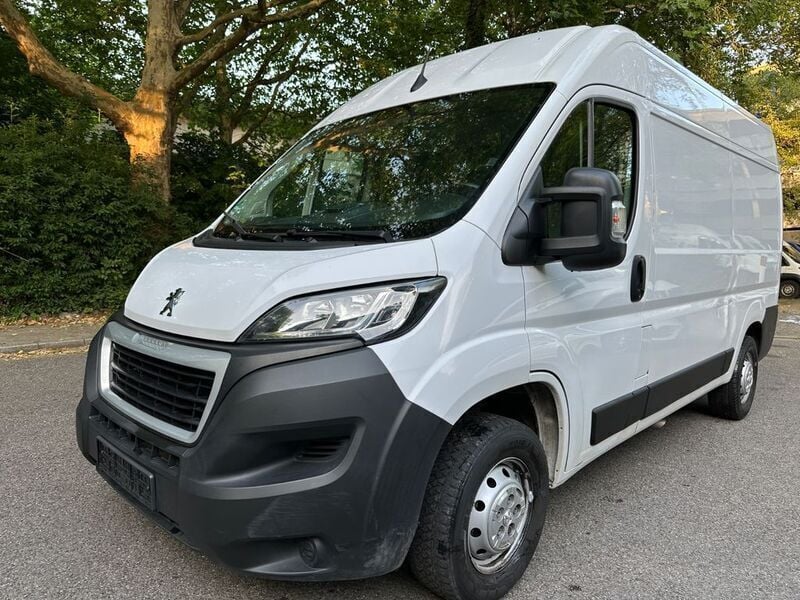 Weiß Gebraucht 2022 Peugeot Boxer Premium Van | 13.200 € (Superpreis) - Bild 1/4