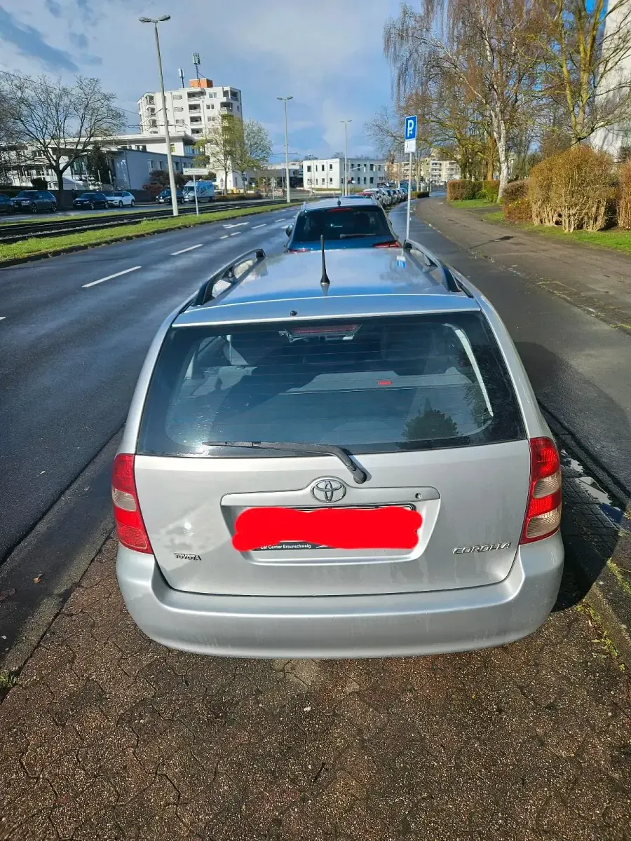 Occasion Toyota Corolla 110 ch (80 kW) 2004 Gris Break