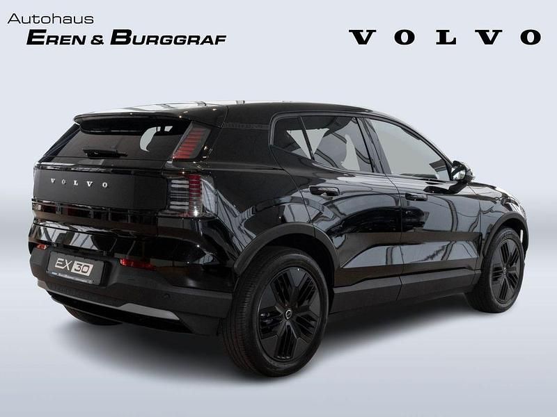 Neu Volvo EX30 CC Performance 314 kW (428 PS) 2025 Schwarz SUV