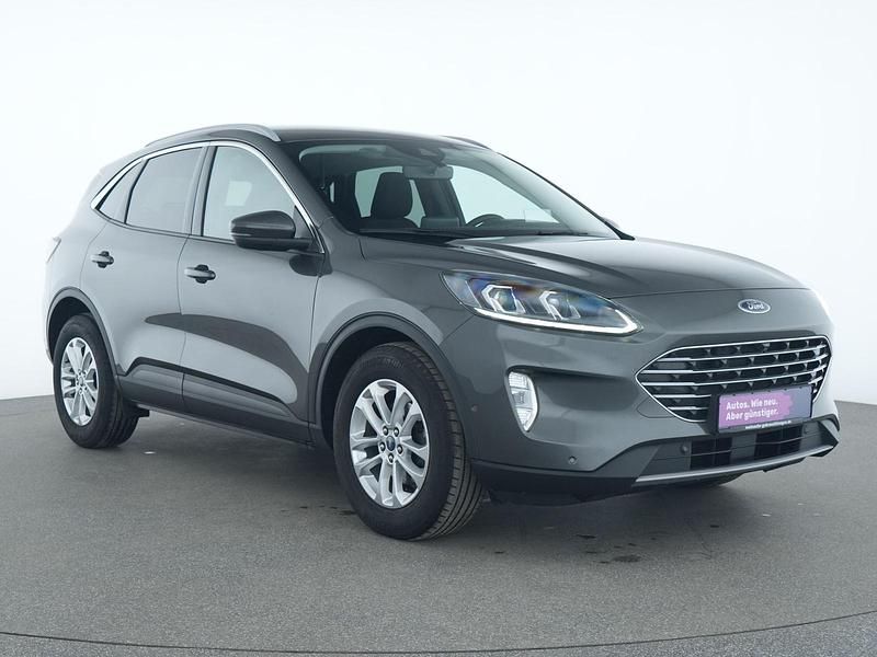 Używany Ford Kuga Titanium 120 KM (88 kW) 2022 Szary SUV
