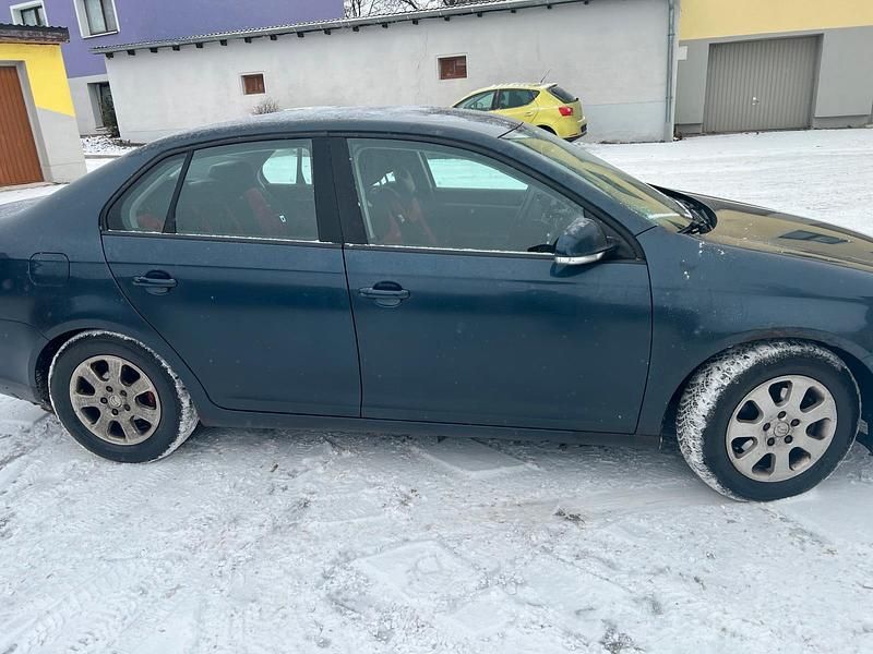 Gebraucht VW Golf V 105 PS (77 kW) 2007 Braun Limousine