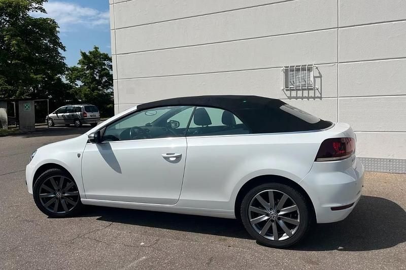 Gebraucht VW Golf Cabriolet Karmann 140 PS (102 kW) 2015 Weiß Cabrio