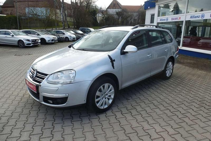 Gebraucht VW Golf V Trendline 105 PS (77 kW) 2009 Reflexsilber metallic Kombi