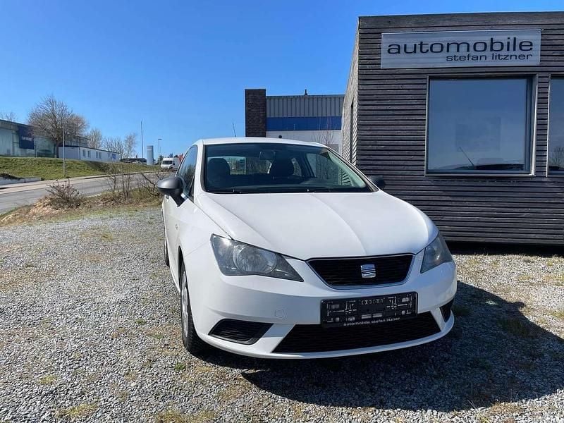 Gebraucht Seat Ibiza Reference 69 PS (50 kW) 2012 "candy" weiss Kleinwagen