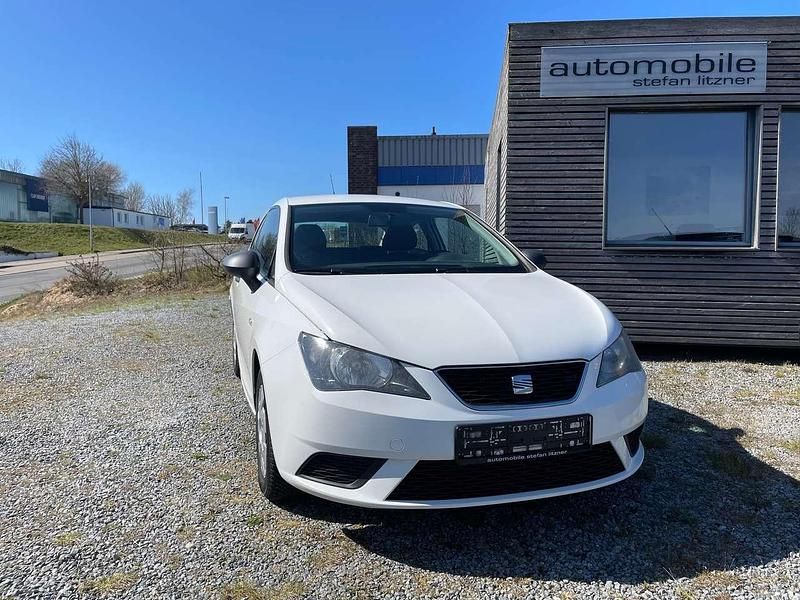 "candy" weiss Gebraucht 2012 Seat Ibiza Reference Kleinwagen | 3.590 € (Fairer Preis) - Bild 1/1
