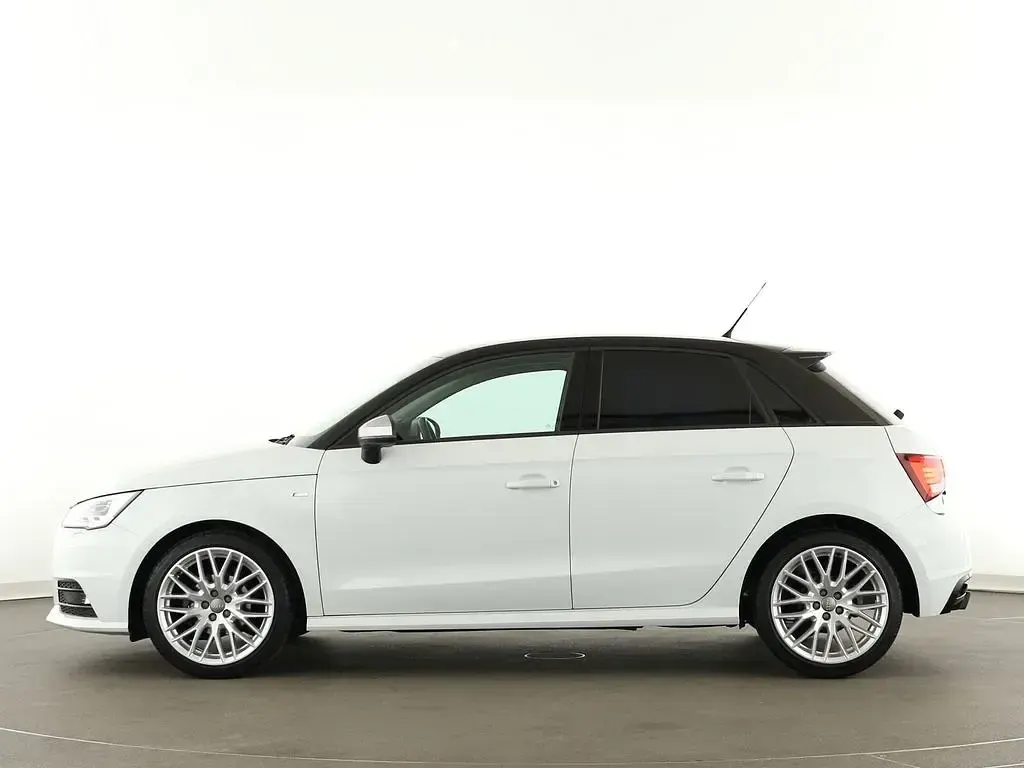 Gebraucht Audi A1 Sportback Admired 95 PS (69 kW) 2018 Gletscherweiss metallic Kleinwagen