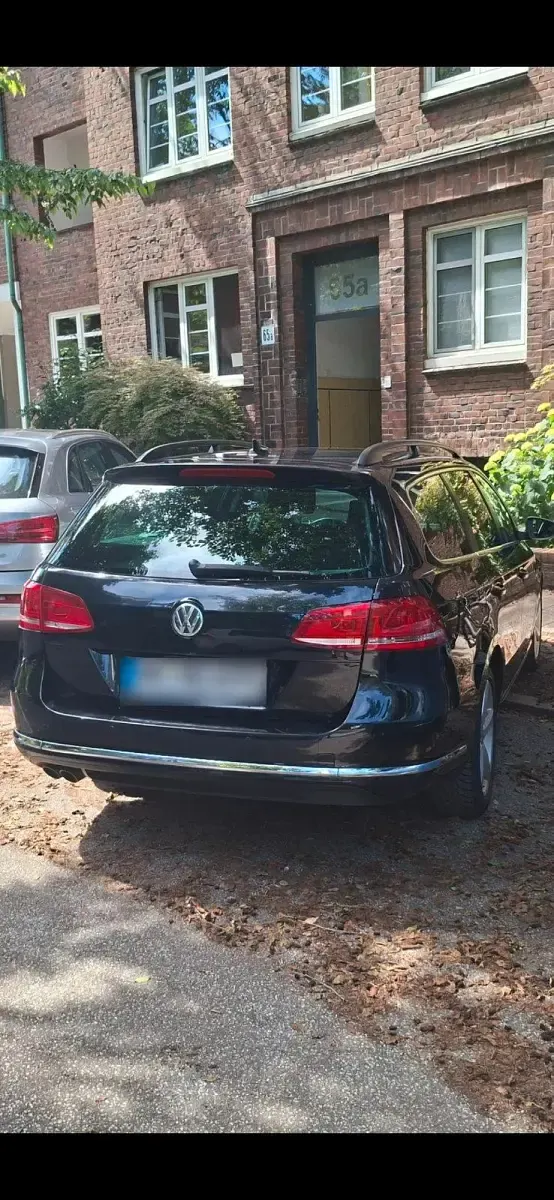 Gebraucht VW Passat 140 PS (102 kW) 2011 Schwarz Limousine