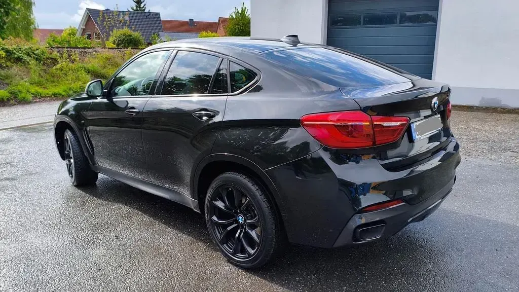 Gebraucht BMW X6 M50 Sport Line 381 PS (280 kW) 2015 Schwarz SUV