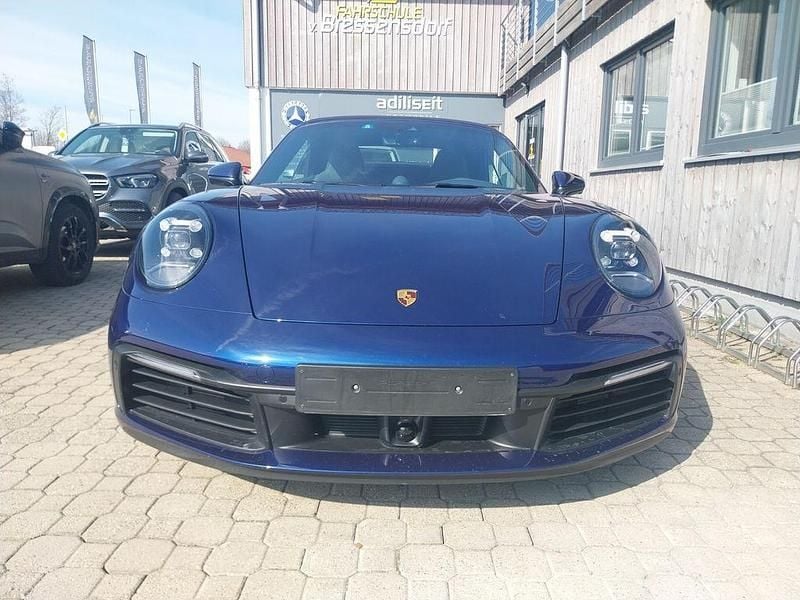 Gebraucht Porsche 992 450 PS (330 kW) 2024 Blau Cabrio