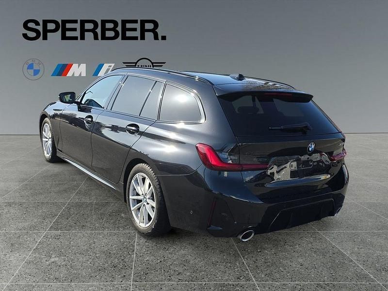 Gebraucht BMW 320 Performance 190 PS (139 kW) 2025 Schwarz Limousine
