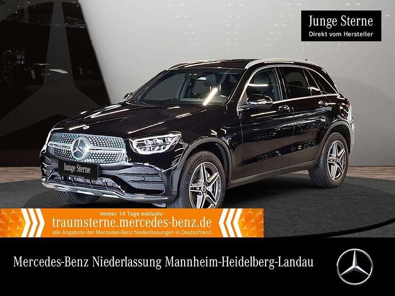 Schwarz Gebraucht 2022 Mercedes GLC300e AMG SUV | 37.990 € (Fairer Preis) - Bild 1/3