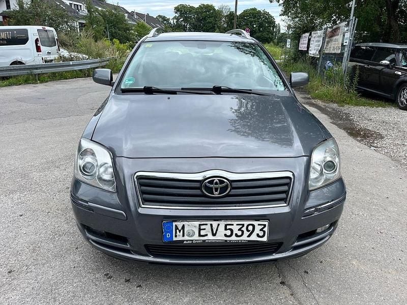 Gebraucht Toyota Avensis 116 PS (85 kW) 2003 Grau Kombi
