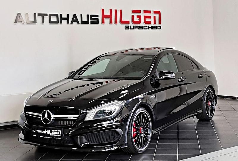 Schwarz Gebraucht 2015 Mercedes CLA45 AMG AMG Limousine | 29.950 € (Fairer Preis) - Bild 1/4