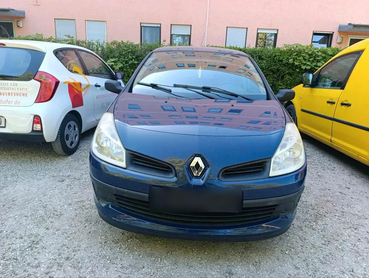 Gebraucht Renault Clio II 75 PS (55 kW) 2008 Blau Kleinwagen