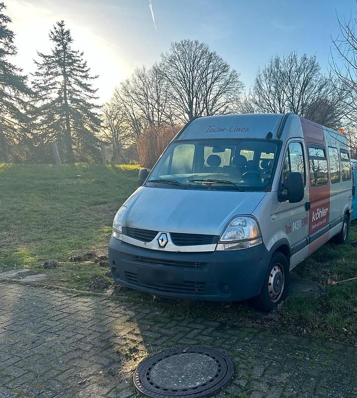 Gebraucht Renault Master 120 PS (88 kW) 2007 Silber Van / Kleinbus
