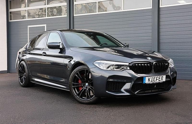 Gebraucht BMW M5 Performance 608 PS (447 kW) 2018 Singapore grau metallic (b41) Limousine