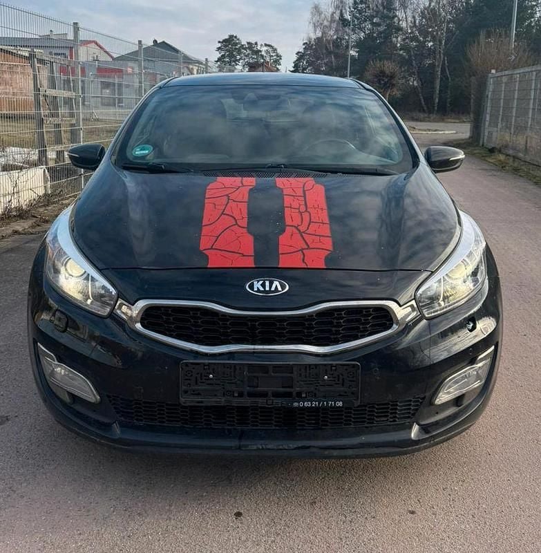 Schwarz Gebraucht 2015 Kia ProCeed Coupé | 4.300 € (Superpreis) - Bild 1/4