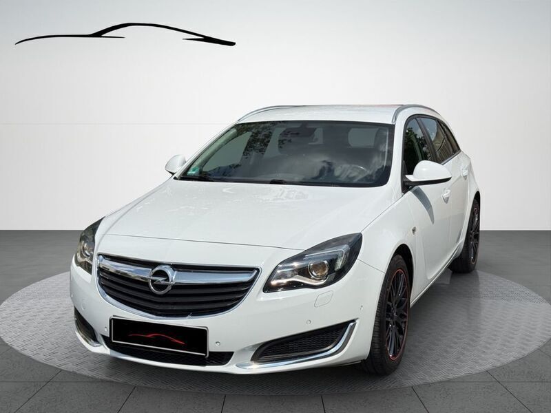 Weiß Gebraucht 2016 Opel Insignia Business Edition Kombi | 7.990 € (Guter Preis) - Bild 1/4