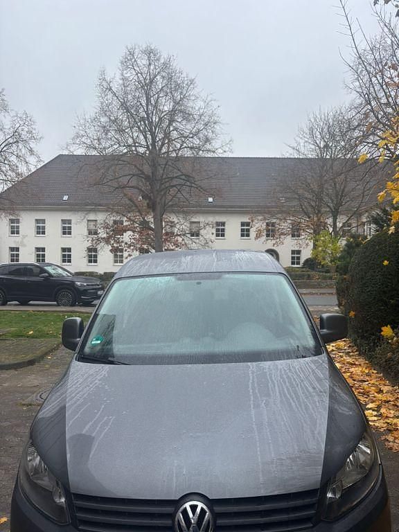 Grau Gebraucht 2011 VW Caddy Trendline Van / Kleinbus | 6.000 € (Fairer Preis) - Bild 1/4