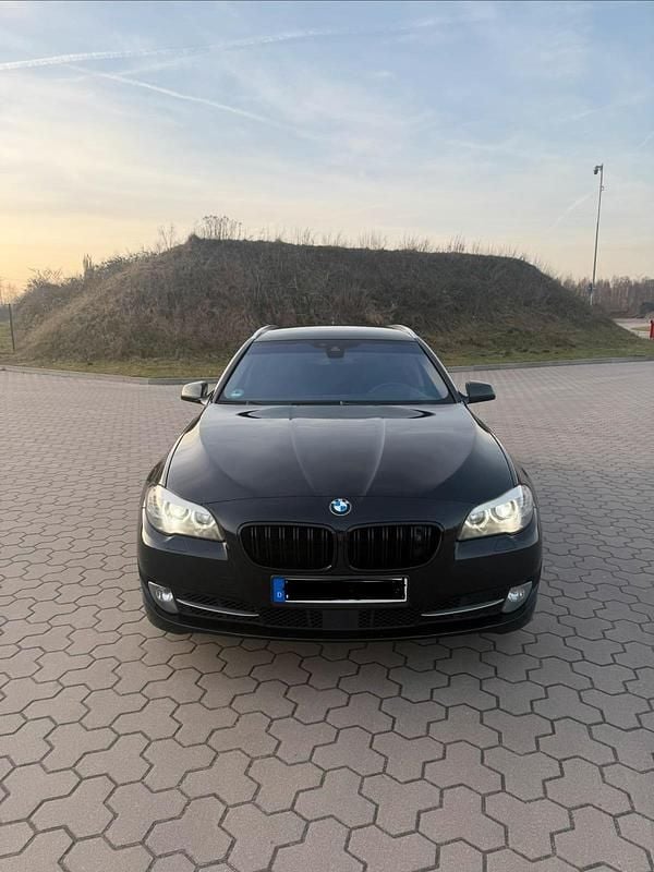 Gebraucht BMW 535 313 PS (230 kW) 2012 Schwarz Kombi