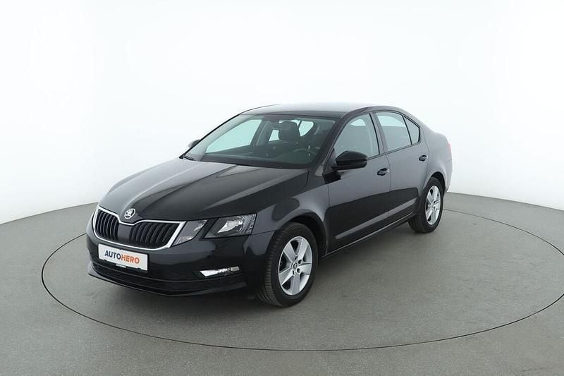 Schwarz Gebraucht 2018 Skoda Octavia Active Limousine | 14.460 € (Fairer Preis) - Bild 1/3