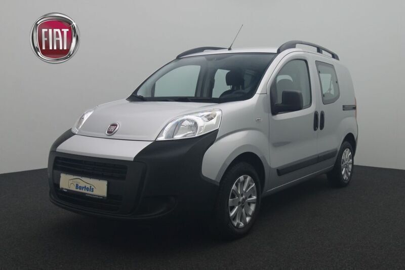Grau Gebraucht 2015 Fiat Fiorino Van / Kleinbus | 8.390 € (Teuer) - Bild 1/3
