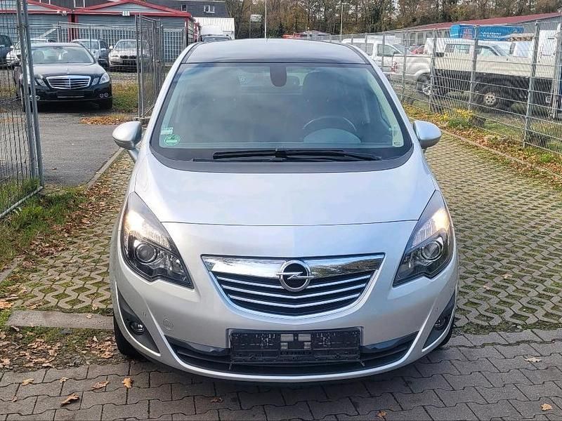 Silber Gebraucht 2012 Opel Meriva Van / Kleinbus | 3.990 € (Fairer Preis) - Bild 1/4