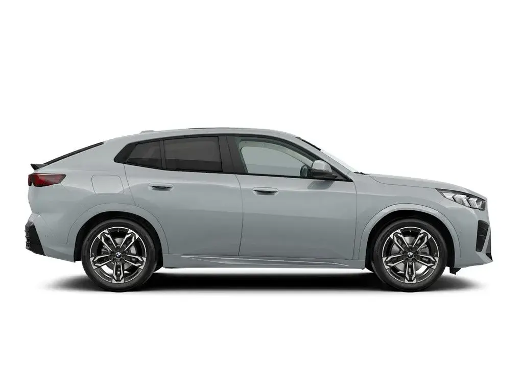 Gebraucht BMW X2 Performance 156 PS (114 kW) 2026 Grau SUV