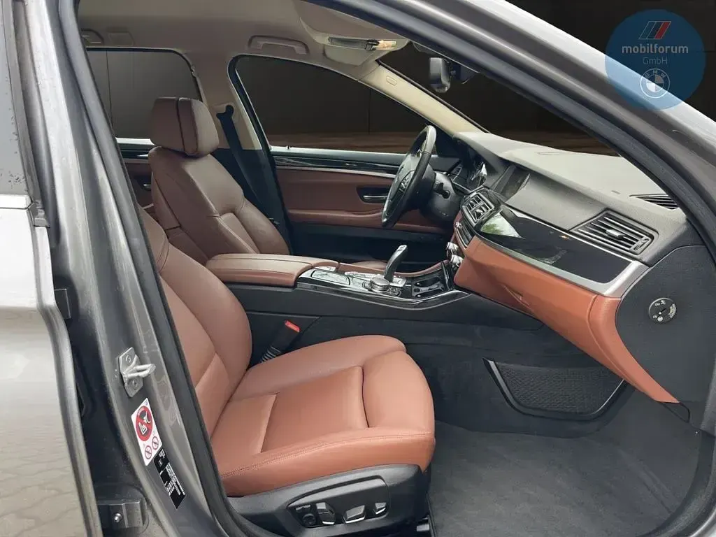 Gebraucht BMW 530 258 PS (189 kW) 2016 Grau Kombi