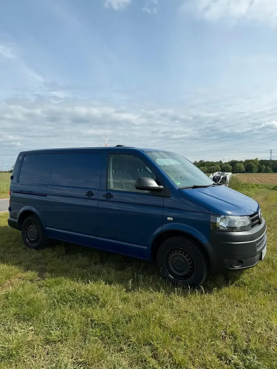 Gebraucht VW Transporter 114 PS (83 kW) 2014 Blau Van