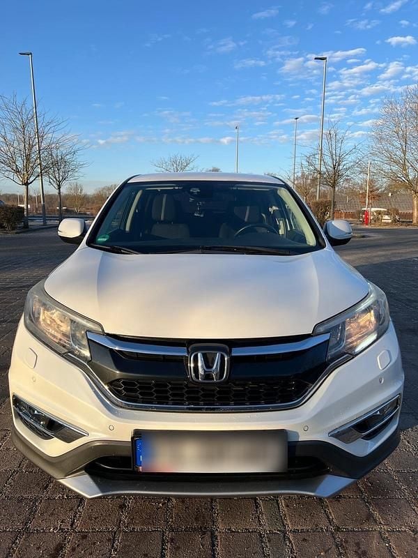 Weiß Gebraucht 2016 Honda CR-V SUV | 15.000 € (Etwas zu teuer) - Bild 1/4