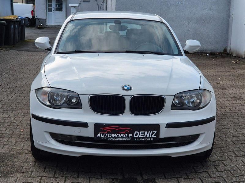 Gebraucht BMW 116 Advantage 122 PS (89 kW) 2010 Weiß Kleinwagen