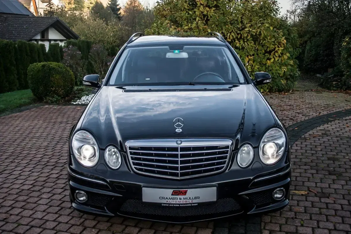 Gebraucht Mercedes E63 AMG AMG 514 PS (378 kW) 2008 Schwarz Kombi