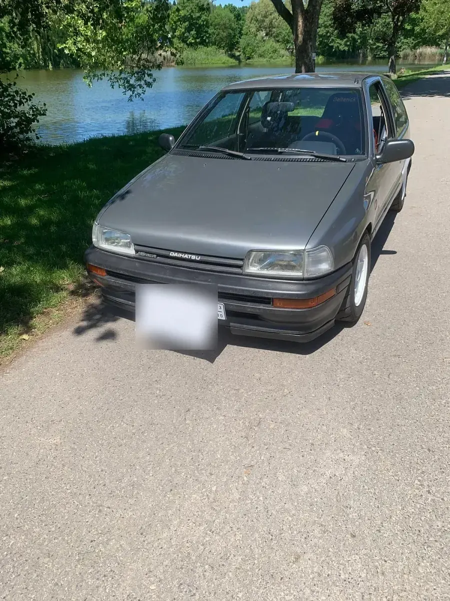 Gebraucht Daihatsu Charade 90 PS (66 kW) 1991 Grau Kleinwagen