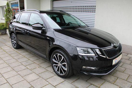 Blackmagicpearlescent Gebraucht 2019 Skoda Octavia Soleil Kombi | 18.450 € (Fairer Preis) - Bild 1/4