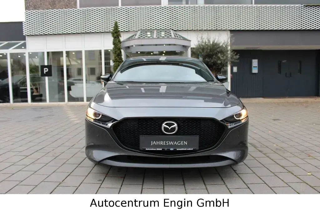 Gebraucht Mazda 3 Nagisa 140 PS (102 kW) 2025 Grau Limousine