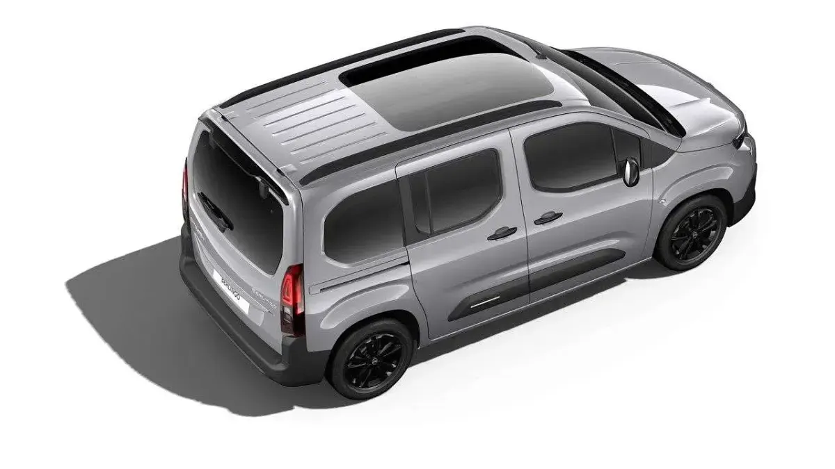 Neu Citroën Berlingo 131 PS (96 kW) 2026 Grau Van / Kleinbus
