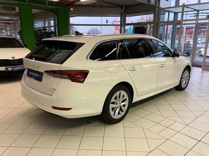 Second-hand Skoda Octavia Style 116 CP (85 kW) 2023 Alb Break