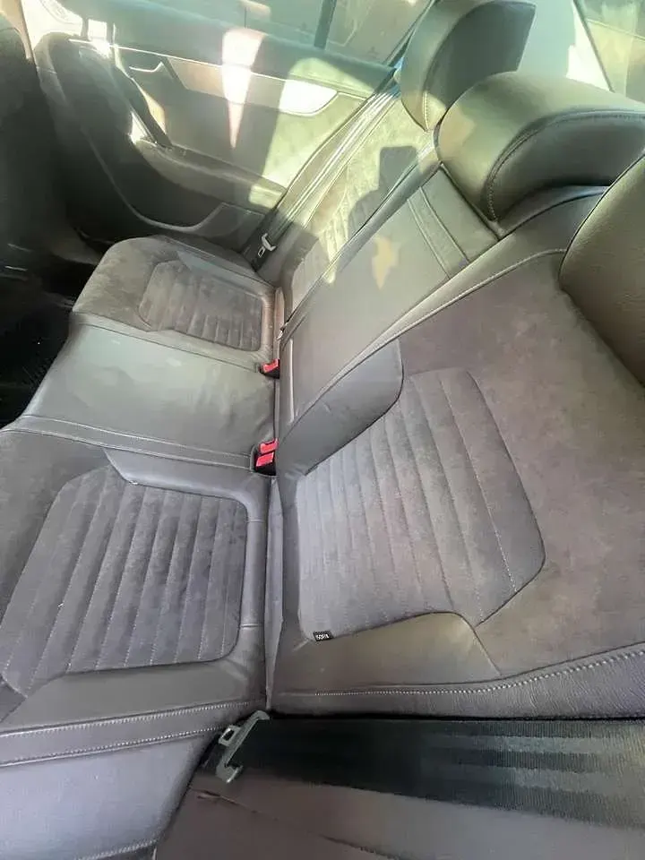 Gebraucht VW Passat Highline 160 PS (117 kW) 2012 Limousine