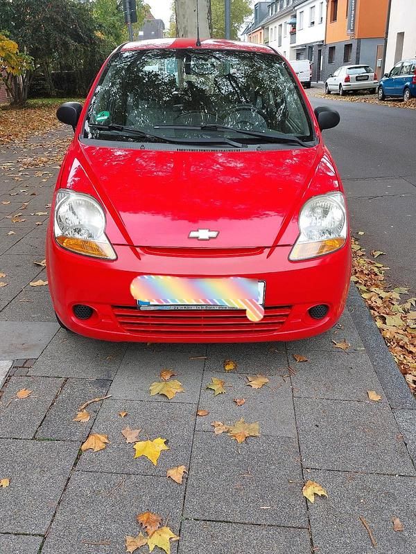 Rot Gebraucht 2009 Chevrolet Matiz Kleinwagen | 2.600 € (Teuer) - Bild 1/4